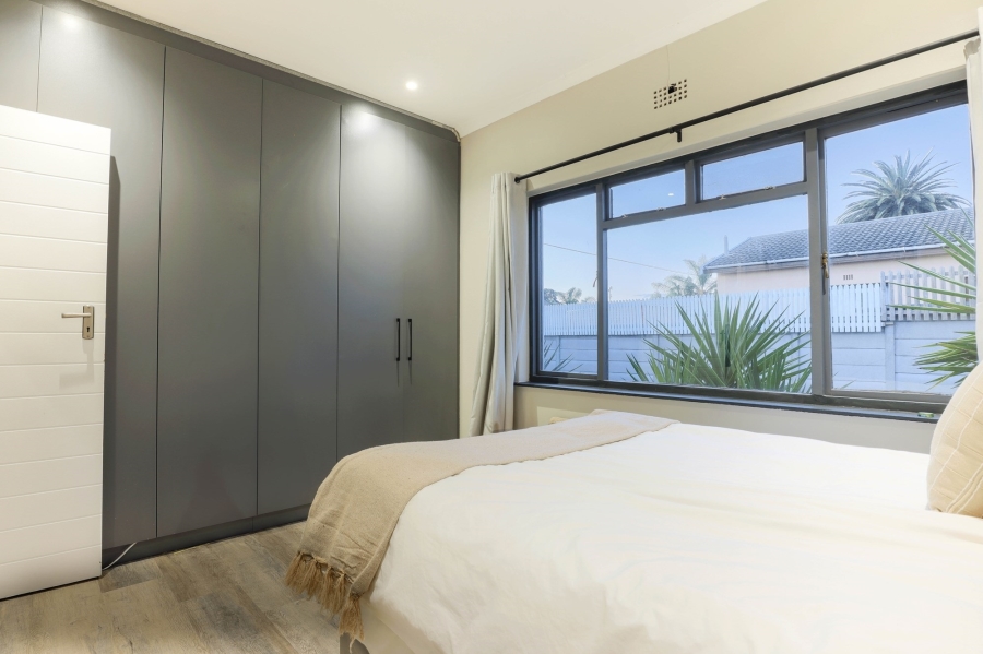 3 Bedroom Property for Sale in Bothasig Western Cape